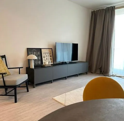 Appartement Elegant Urban With Parking Spot